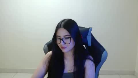 Sahaliefox  online show from January 2026 08:55:01 PM