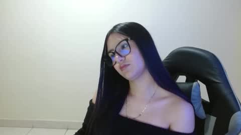 Sahaliefox  online show from May 2026 09:20:02 PM
