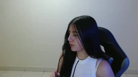 Sahaliefox  online show from May 2026 09:12:02 PM