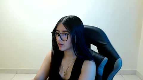 Sahaliefox  online show from June 2026 06:33:02 PM