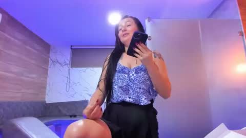 Snapshot of saharareid chatting on September 2025 04:00:01 AM sahara reid online show from September 2025 04:00:01 AM