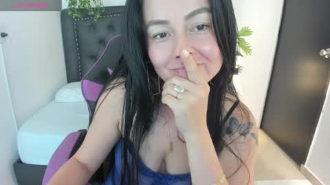 Snapshot of saharareid chatting on October 2025 04:12:02 AM sahara reid online show from October 2025 04:12:02 AM