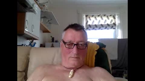 sail_naked online show from May 2026 06:15:02 PM