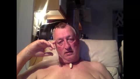 sail_naked online show from May 2026 09:24:02 PM