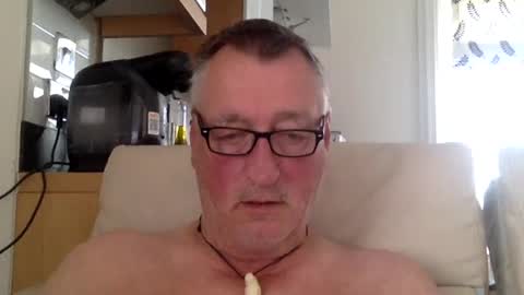 sail_naked online show from August 2026 05:11:02 PM