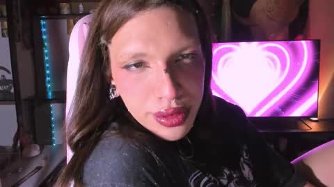 Rose online show from February 2025 06:37:01 AM