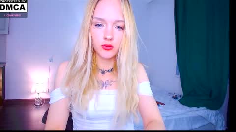 Sofia online show from May 2026 01:34:01 AM