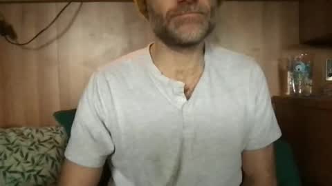 saint009 online show from February 2026 01:39:01 PM