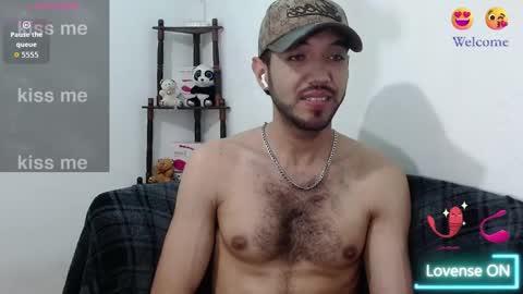 Snapshot of saint_castle chatting on September 2025 01:16:02 AM Saint Castle online show from September 2025 01:16:02 AM