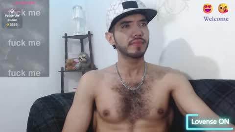 Snapshot of saint_castle chatting on February 2026 09:22:02 PM Saint Castle online show from February 2026 09:22:02 PM