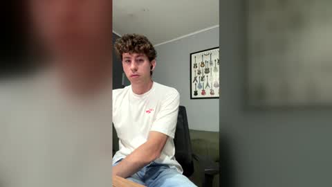 saint_nott online show from April 2026 07:58:01 PM