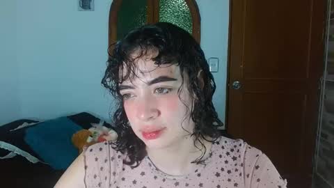 crisma online show from September 2025 08:32:02 PM