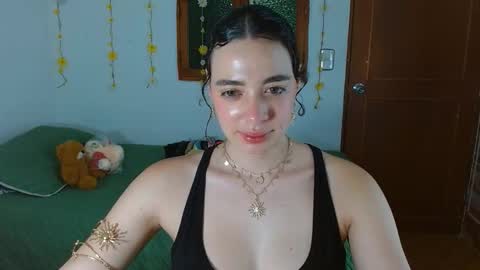 crisma online show from October 2025 10:26:02 PM