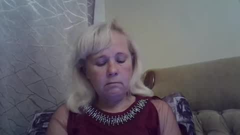 Snapshot of sakura_blonde chatting on December 2024 11:42:01 PM sakura_blonde online show from December 2024 11:42:01 PM