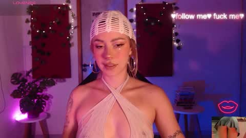 Snapshot of sakuraa_beauty chatting on January 2026 04:48:01 AM Sakura online show from January 2026 04:48:01 AM