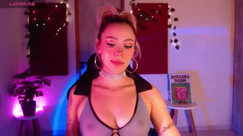 Snapshot of sakuraa_beauty chatting on February 2026 04:50:02 AM Sakura online show from February 2026 04:50:02 AM