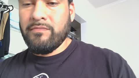 Snapshot of sal_cumplaciente chatting on March 2025 08:32:02 PM sal cumplaciente online show from March 2025 08:32:02 PM