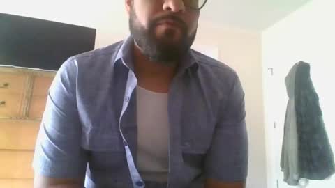 Snapshot of sal_cumplaciente chatting on October 2025 05:57:02 PM sal cumplaciente online show from October 2025 05:57:02 PM