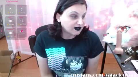 salacious_bunny online show from October 2025 01:23:04 PM