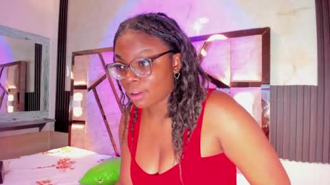 salem_rosee online show from April 2026 01:41:02 AM