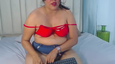 Sallydickinson online show from July 2026 03:39:02 PM
