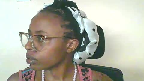 sallykim0 online show from June 2026 02:32:01 PM