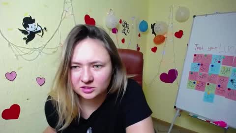 Snapshot of sallyverda chatting on February 2025 07:03:01 PM Sally online show from February 2025 07:03:01 PM