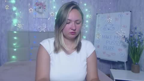 Snapshot of sallyverda chatting on October 2025 06:16:02 PM Sally online show from October 2025 06:16:02 PM