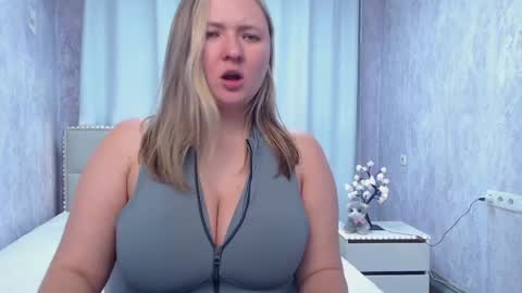 Sally online show from May 2026 07:42:02 PM