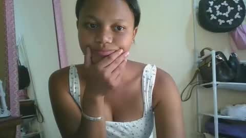 Snapshot of sallywett chatting on March 2026 02:11:02 PM SallyWett online show from March 2026 02:11:02 PM