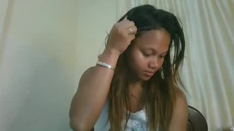 Snapshot of sallywett chatting on April 2026 09:05:02 PM SallyWett online show from April 2026 09:05:02 PM