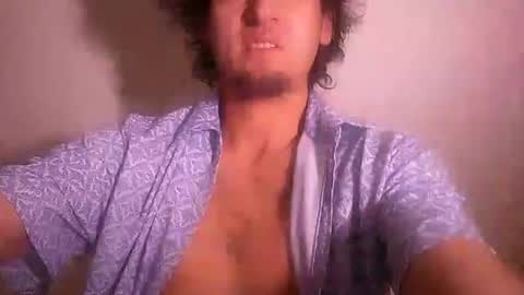 Snapshot of salmonman1305 chatting on February 2025 02:38:01 AM salmonman1305 online show from February 2025 02:38:01 AM