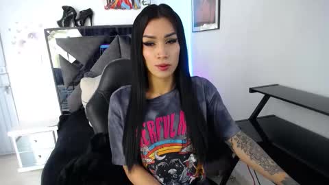 SALO HOT online show from October 2025 03:54:01 PM