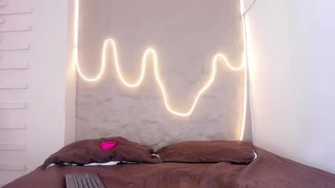 Snapshot of saloba_queen chatting on March 2026 11:57:01 AM saloba_queen online show from March 2026 11:57:01 AM