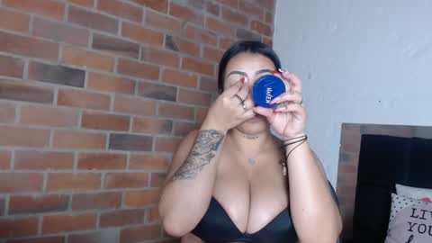 Snapshot of salome__hills chatting on February 2025 05:41:01 AM online show from February 2025 05:41:01 AM