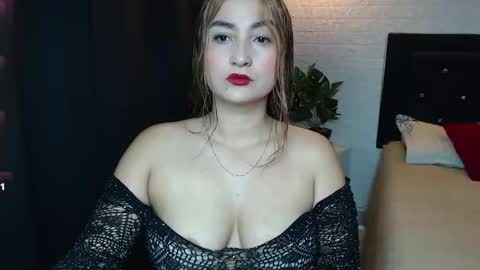 Snapshot of salome__lopez_ chatting on September 2025 01:38:02 PM SALOME online show from September 2025 01:38:02 PM