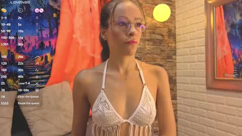 Snapshot of salome_cruxx chatting on October 2025 11:41:02 AM salome_cruxx online show from October 2025 11:41:02 AM