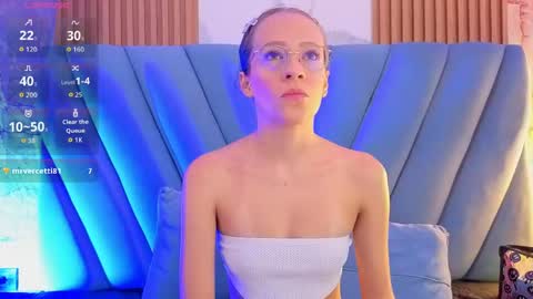 salome_cruxx online show from June 2026 12:07:02 PM