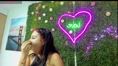 Snapshot of salome_domi chatting on January 2025 04:36:01 PM salome online show from January 2025 04:36:01 PM