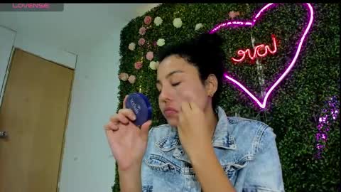 Snapshot of salome_domi chatting on January 2025 08:46:01 PM salome online show from January 2025 08:46:01 PM