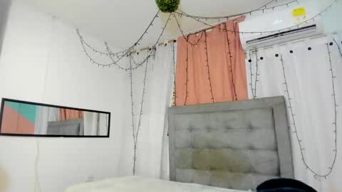 Snapshot of salome_domi chatting on February 2025 12:38:02 AM salome online show from February 2025 12:38:02 AM