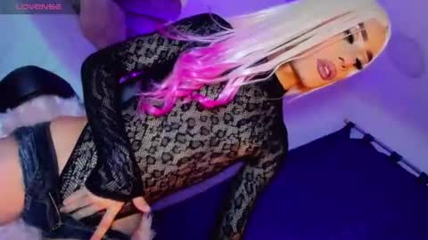 salome_saenz666 online show from July 2026 05:37:01 AM