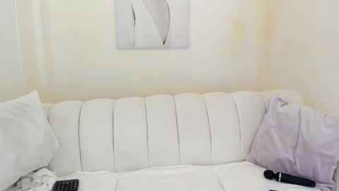 Snapshot of salome_velour chatting on February 2026 11:51:01 AM Salome velour online show from February 2026 11:51:01 AM