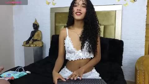 Snapshot of salome_williamss chatting on January 2025 12:15:02 PM Salome online show from January 2025 12:15:02 PM