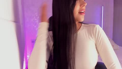 Snapshot of salomee_11 chatting on January 2025 06:35:01 AM salo online show from January 2025 06:35:01 AM