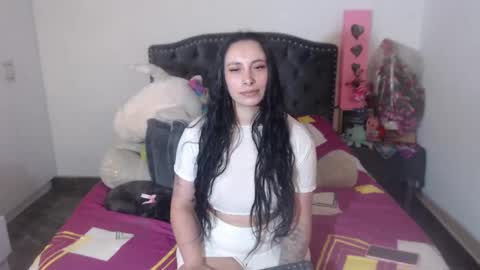 Snapshot of salomefox2 chatting on November 2025 03:56:02 AM yenny online show from November 2025 03:56:02 AM