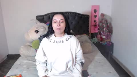 Snapshot of salomefox2 chatting on January 2026 04:05:02 AM yenny online show from January 2026 04:05:02 AM