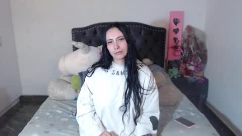 Snapshot of salomefox2 chatting on February 2026 04:27:02 AM yenny online show from February 2026 04:27:02 AM