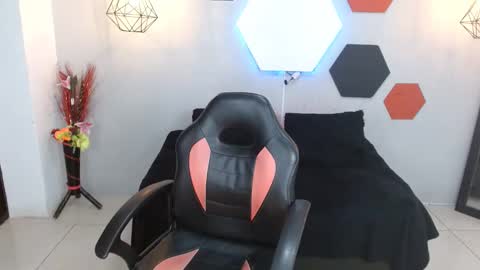 martina online show from January 2025 06:56:01 AM