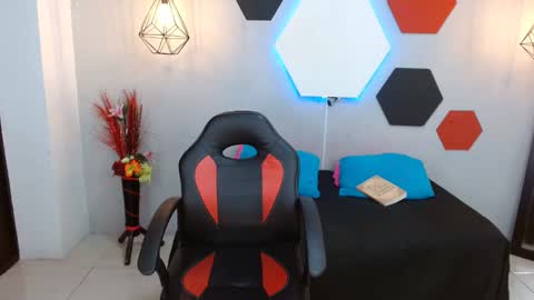 martina online show from January 2025 05:20:02 AM